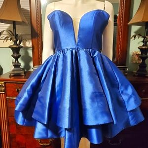 Blue dress 👗 prom